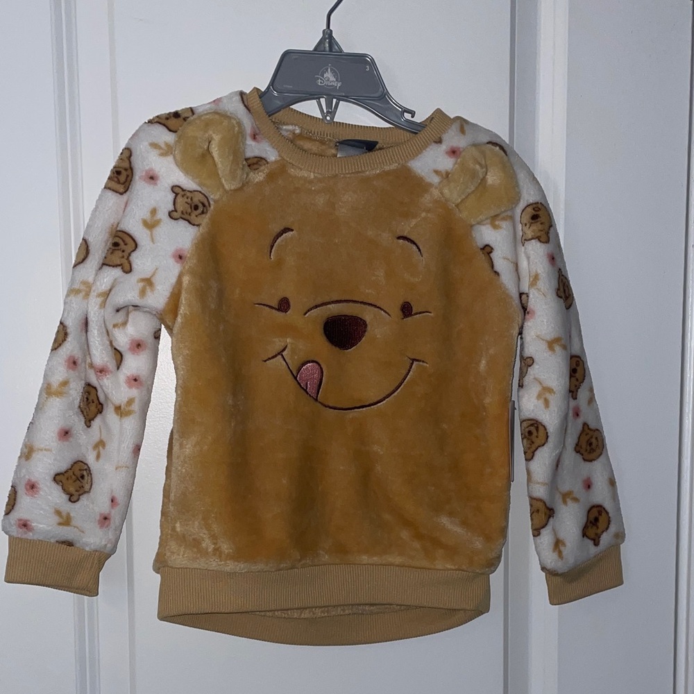 Disney Kids' Brown and White Winnie the Pooh fuzzy Sweatshirt